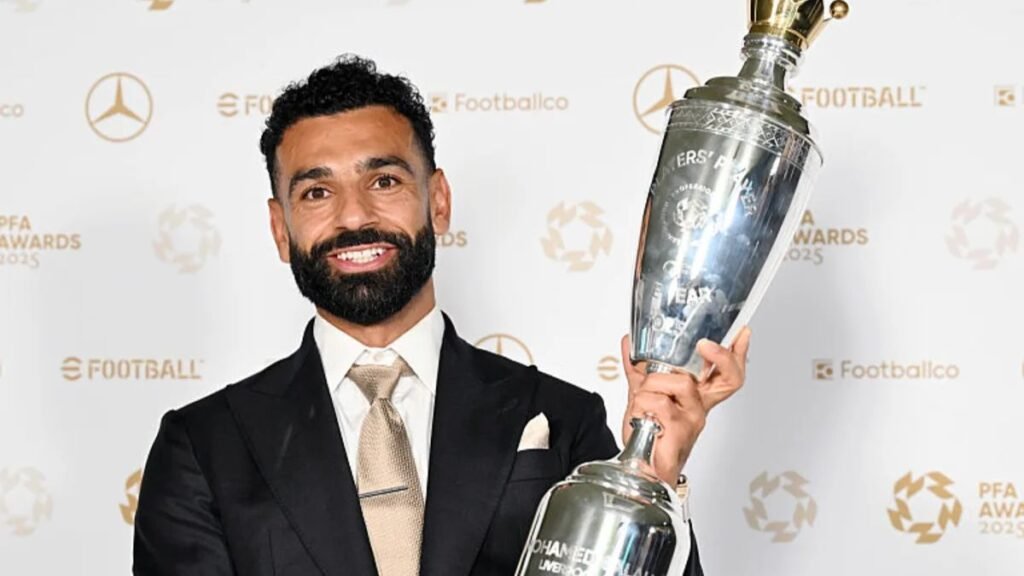 मोहम्मद सालाह ने रचा इतिहास: तीसरी बार बने PFA ‘प्लेयर ऑफ द ईयर