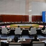 चीन ने एससीओ (SCO) शिखर सम्मेलन में विकास सहयोग के लिए 2 अरब डॉलर और एआई समर्थन का वादा