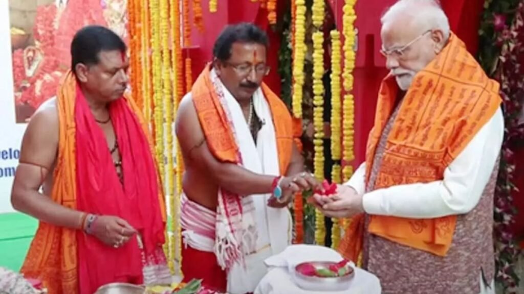 प्रधानमंत्री मोदी ने त्रिपुरा सुंदरी मंदिर का पुनर्निर्मित संस्करण उद्घाटित किया