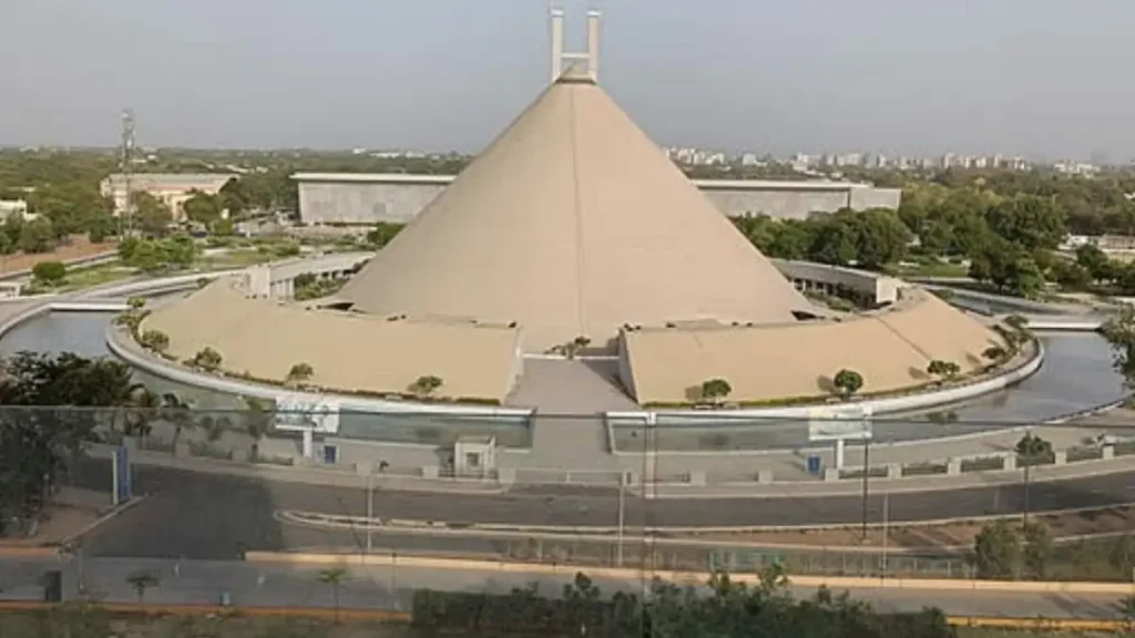 गांधीनगर में भूमि एवं आपदा प्रबंधन पर राष्ट्रीय सम्मेलन का शुभारंभ