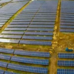 विश्व का पहला पूर्णतः सौर ऊर्जा संचालित हवाई अड्डा