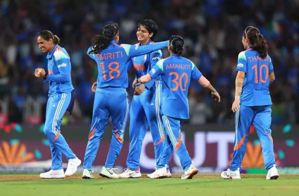 भारत ने रचा इतिहास: दक्षिण अफ्रीका को 52 रनों से हराकर जीता महिला वनडे विश्व कप 2025