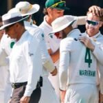 भारत को साउथ अफ्रीका के खिलाफ टेस्ट क्रिकेट इतिहास की अपनी अब तक की सबसे बड़ी हार का सामना करना पड़ा, जब टीम 408 रन के विशाल अंतर से मैच हार गई