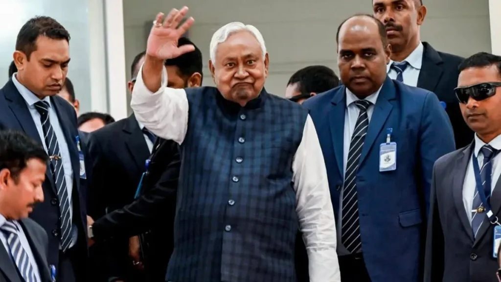 नीतीश कुमार बिहार के मुख्यमंत्री के रूप में 10वीं बार पद संभालने के लिए तैयार हैं