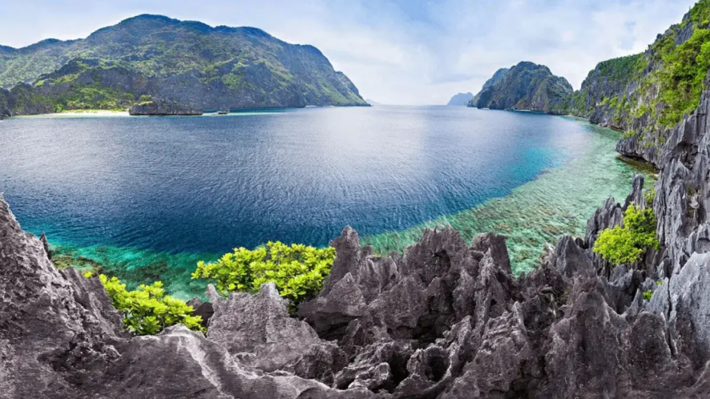 किस द्वीप को पूर्वी सागरों का मोती कहा जाता है?