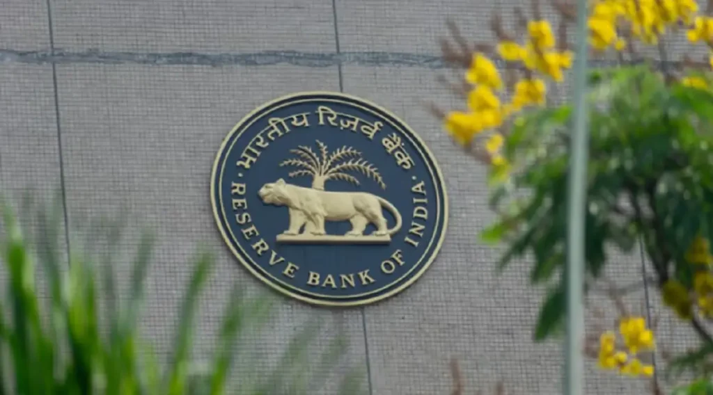 RBI की ₹1 ट्रिलियन की OMO खरीदारी: इसका क्या मतलब है और यह क्यों ज़रूरी है?