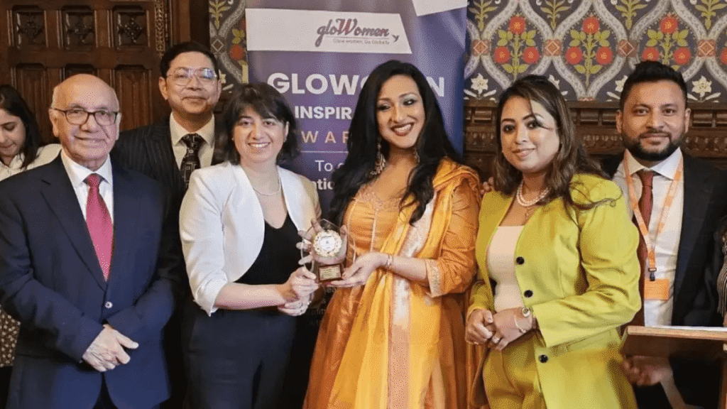 भारतीय अभिनेत्री ऋतुपर्णा सेनगुप्ता को यूके में मिला अंतरराष्ट्रीय सम्मान